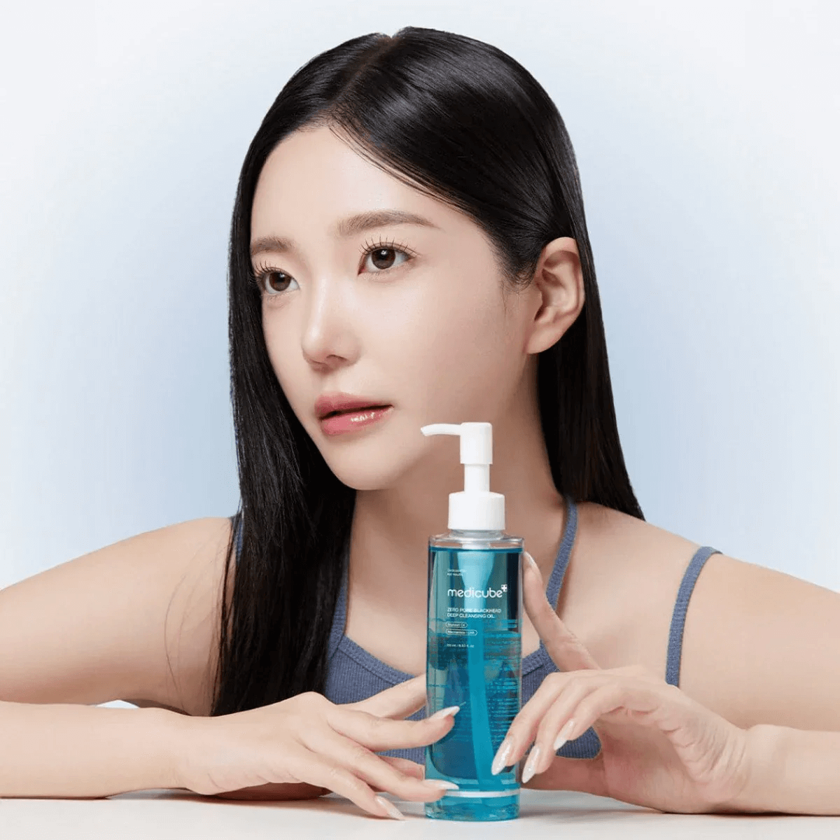 MEDICUBE Zero Pore Blackhead Deep Cleansing Oil 205ml - Olio detergente specializzato per i pori
