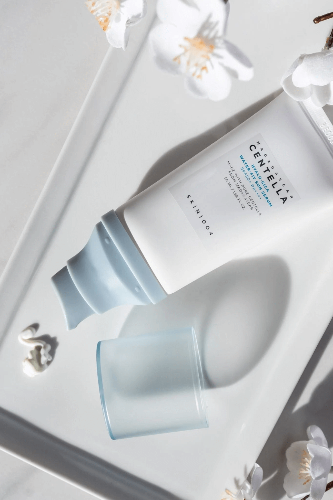 SKIN1004 Madagascar Hyalu-Cica Water-Fit Sun Serum 50ml - Protezione solare ampio spettro texture leggera