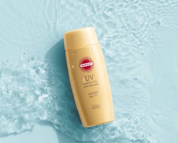 KOSE Suncut Perfect UV Milk SPF 50+ PA++++ 50ml - Latte solare giapponese waterproof