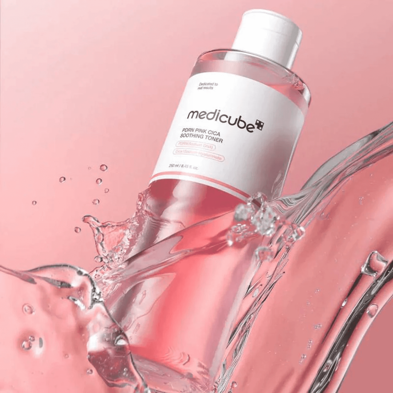 MEDICUBE PDRN Pink Cica Soothing Toner 250ml - Tonico viso con PDRN e centella