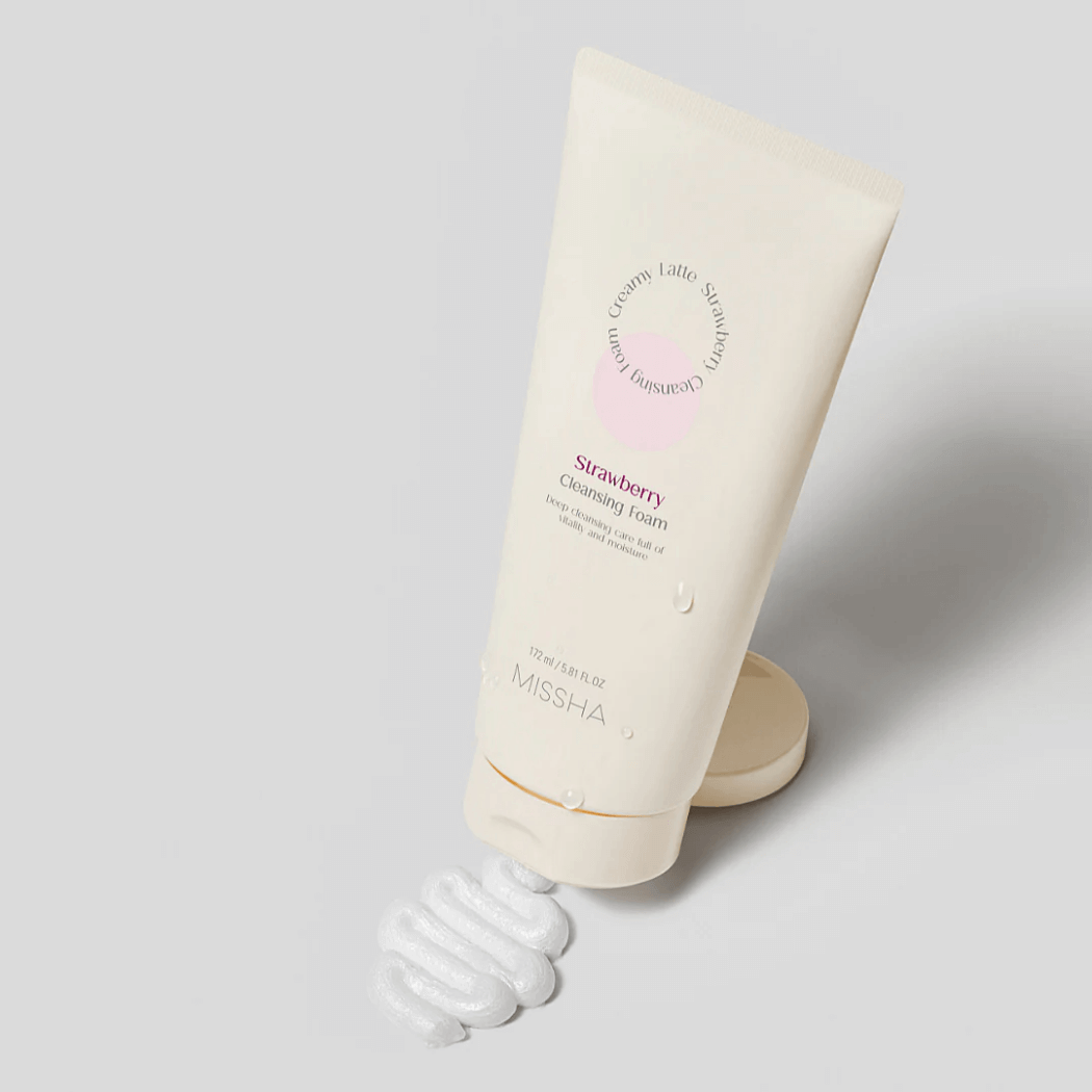 MISSHA Creamy Latte Cleansing Foam Strawberry - 172ml - Detergente viso Latte e Fragola