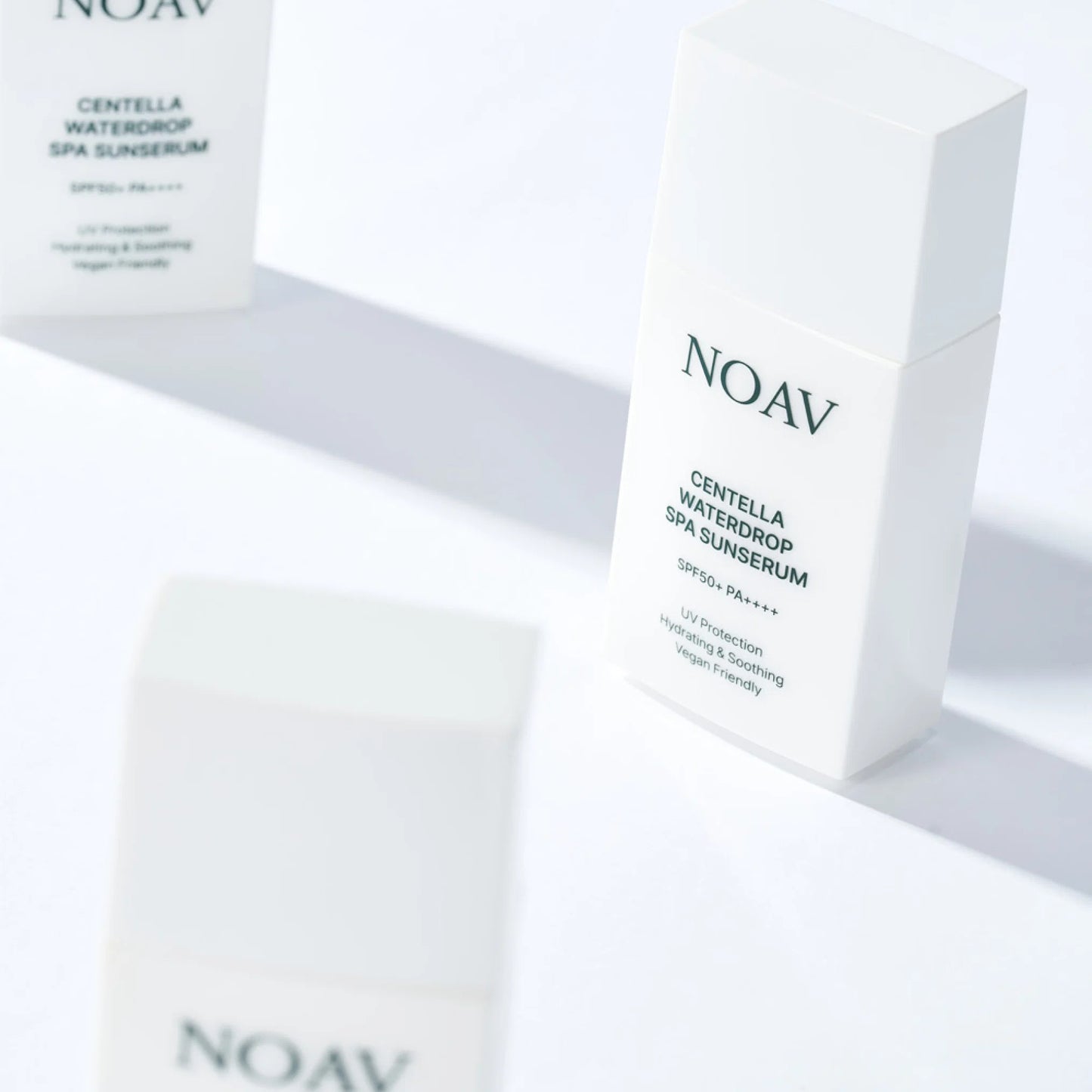 NOAV Centella Waterdrop Spa Sun Serum SPF50+PA++++ 50ml - Protezione solare coreana fluida