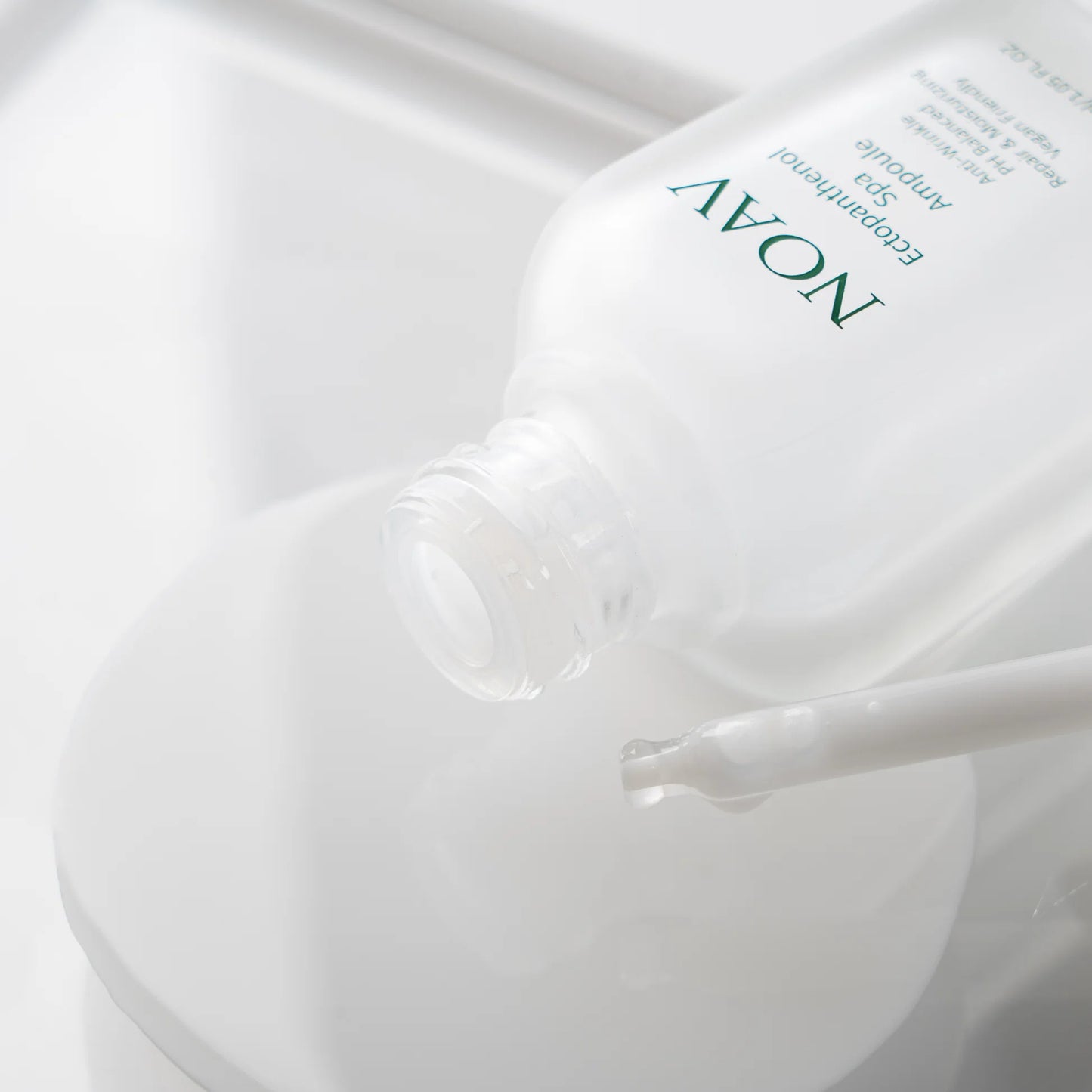 NOAV Ectopanthenol Spa Ampoule 30ml - Ampolla siero coreano lenitivo
